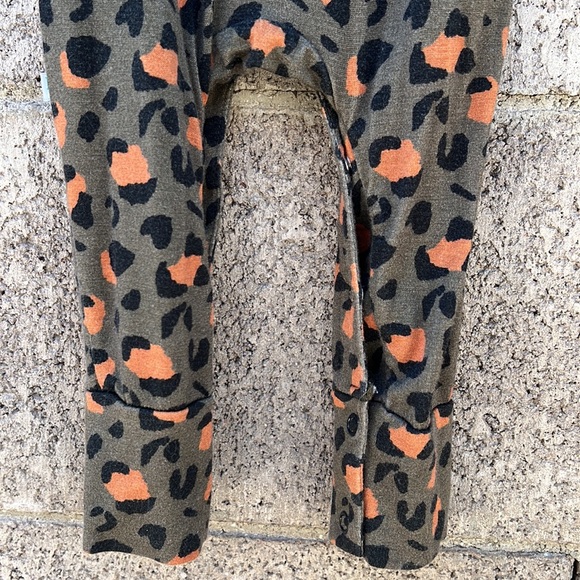 Posh Peanut Eli Racerback Henley Romper - Picture 11 of 12